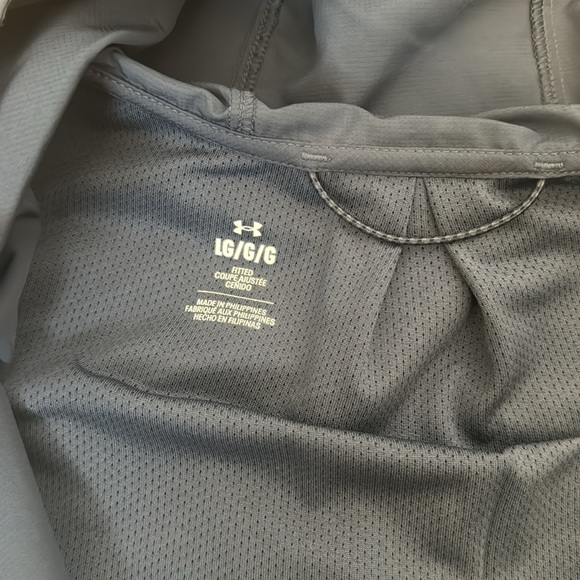 Fitted Storm Men’s running jacket - Picture 6 of 8